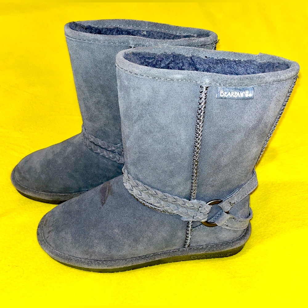 Bearpaw Suede Boots - Gray - Faux Fur Lined - Women’s Size 8 - Great Condition